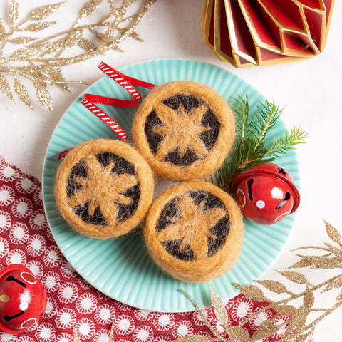 Mini Mince Pies Needle Felting Kit